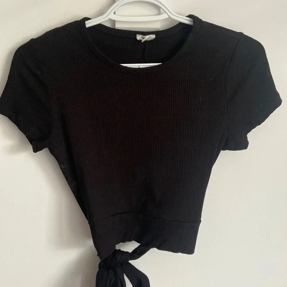 Garage black t shirt 👚🖤 - Picture 7 of 11
